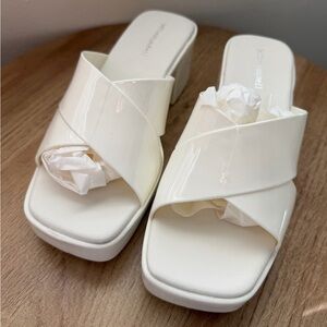 Jeffrey Campbell Cream Bubblegum Platform Heels/Clogs Size 9 New in Box